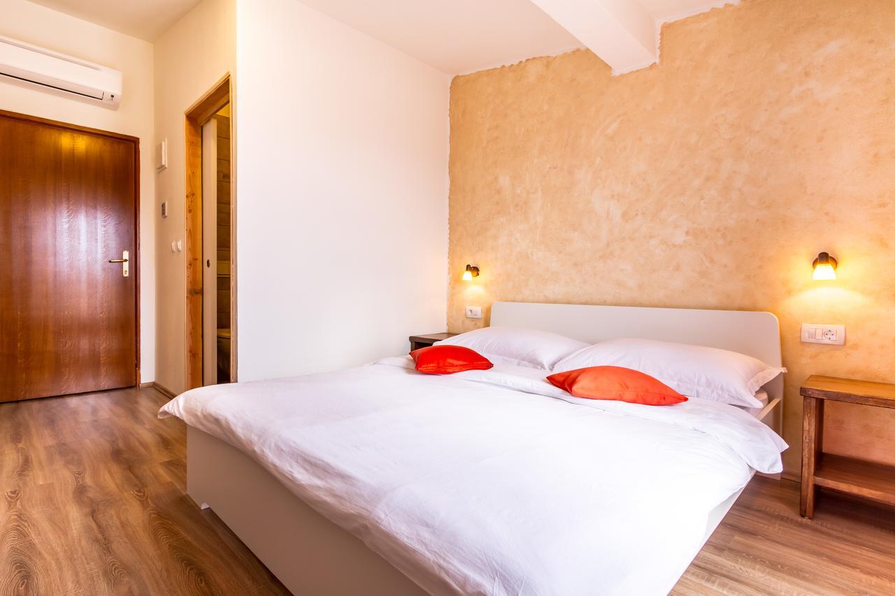 B&B Tonivale Skrbčići Bagian luar foto